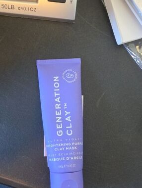 Generation Clay Ultra Violet Brightening  Purple Clay Mask